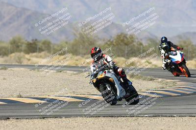 media/Dec-04-2025-Racers Edge (Thu) [[5ebc9f124d]]/3-B Group/1-Session 1 (Turn 7)/